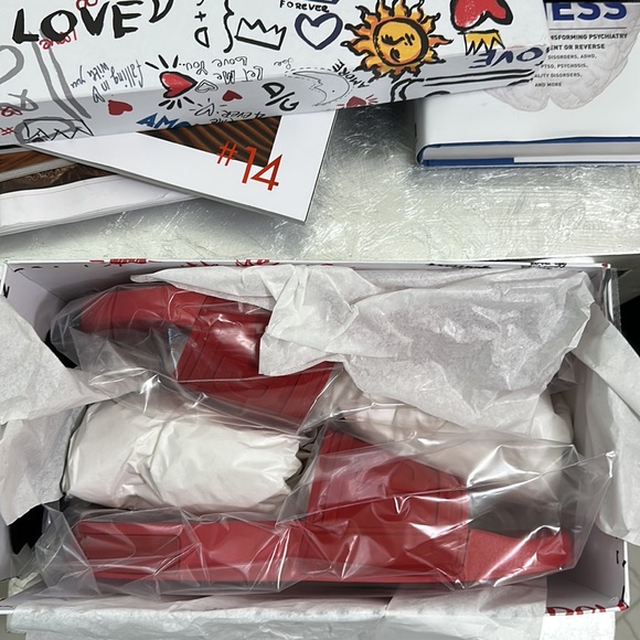 dolce gabbana slides - Picture 3 of 9